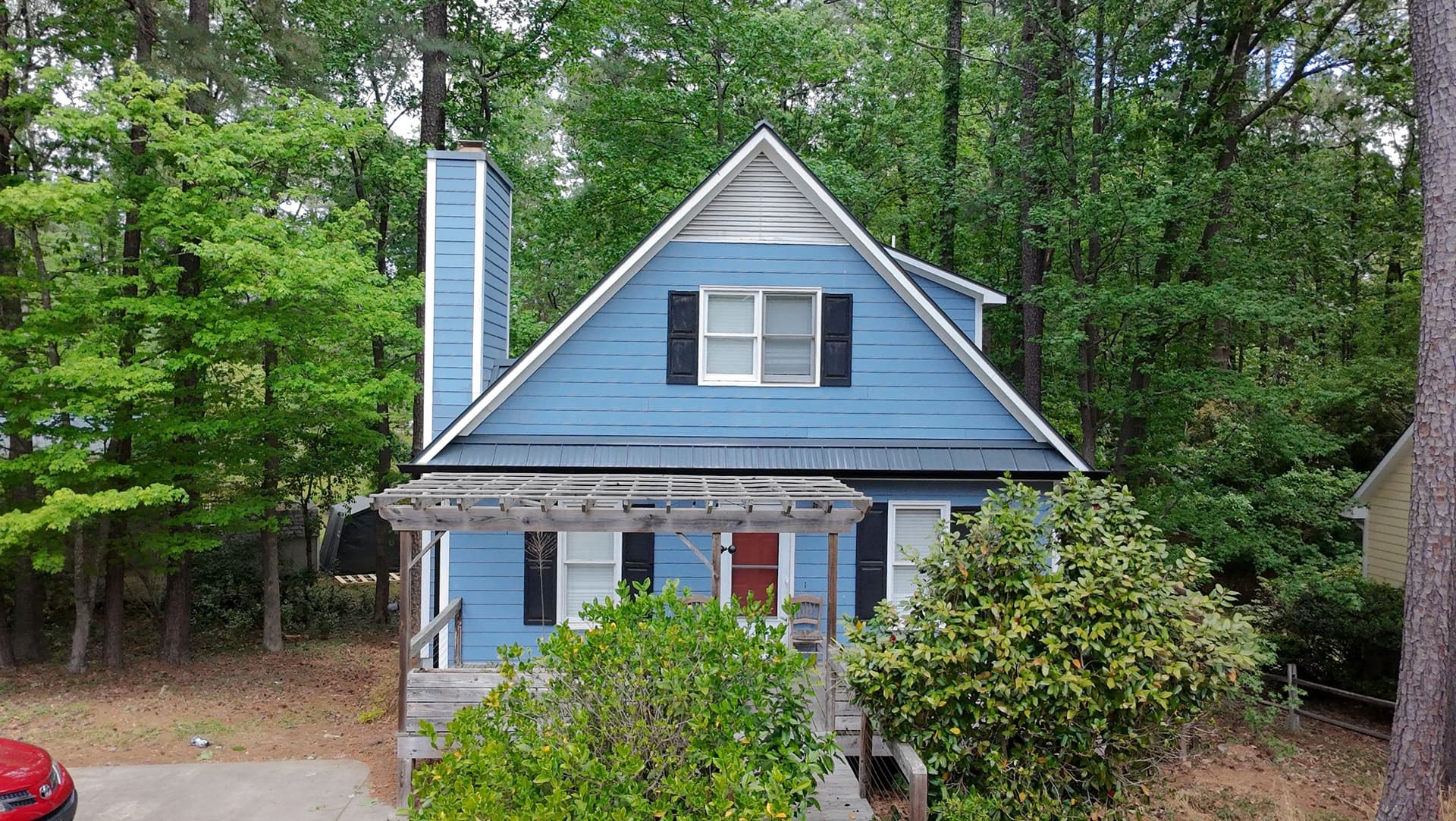 Gallery photos for Standing Seam Metal Roof and Gutter Upgrade in Chapel Hill: Image #2