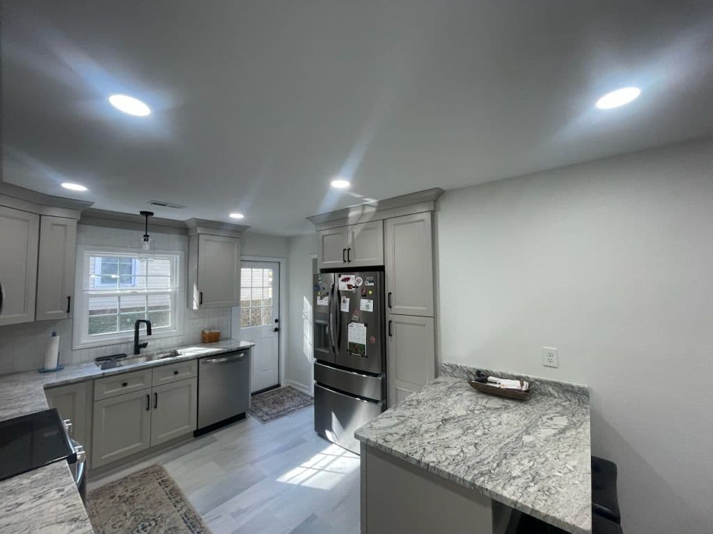 Gallery photos for Stunning Kitchen Remodel with Light Gray Cabinets and Granite Countertops: Image #1